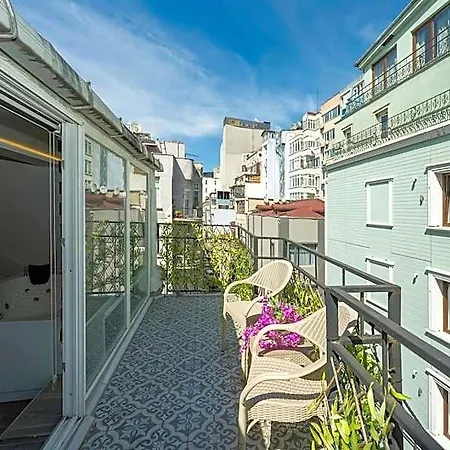 Luce Taksim Istanbul